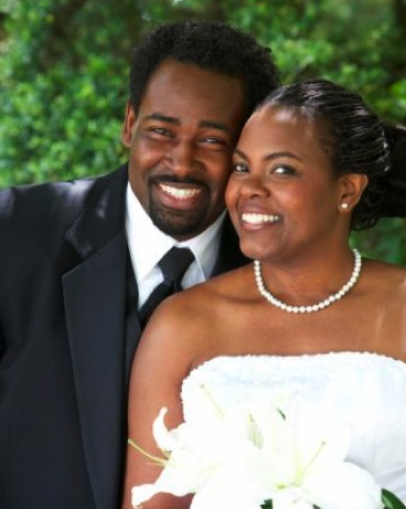 http://thyblackman.com/wp-content/uploads/2010/07/black-married-couple.jpg