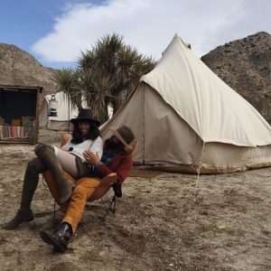 BlackCouple-Camping-2016