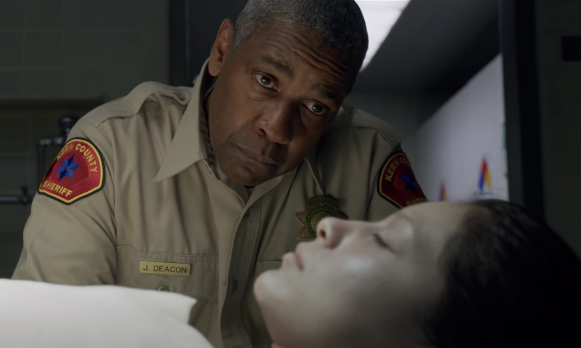 Movie Review; The Little Things. : ThyBlackMan.com - Vimarsana News