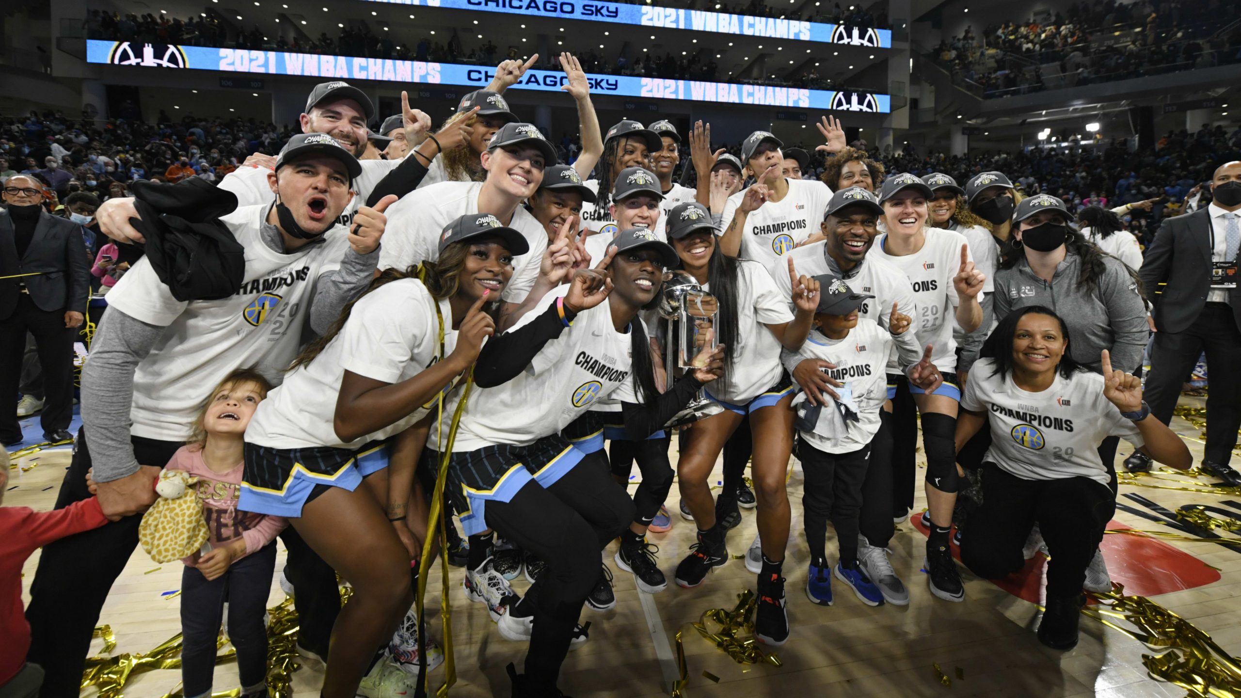 Chicago Sky wins 1st WNBA championship
