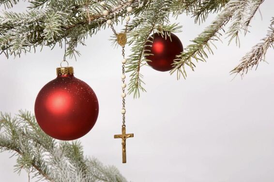 Devout Christians: Let Christians Enjoy Christmas.