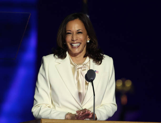 Black Americans, Asian Americans, Mexican Americans and White Americans: Doubts and Expectations - Vice President Kamala Harris's Path Amid Democratic Uncertainty.